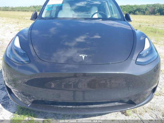 Photo 9 VIN: 7SAYGDEE7RF027398 - TESLA MODEL Y 