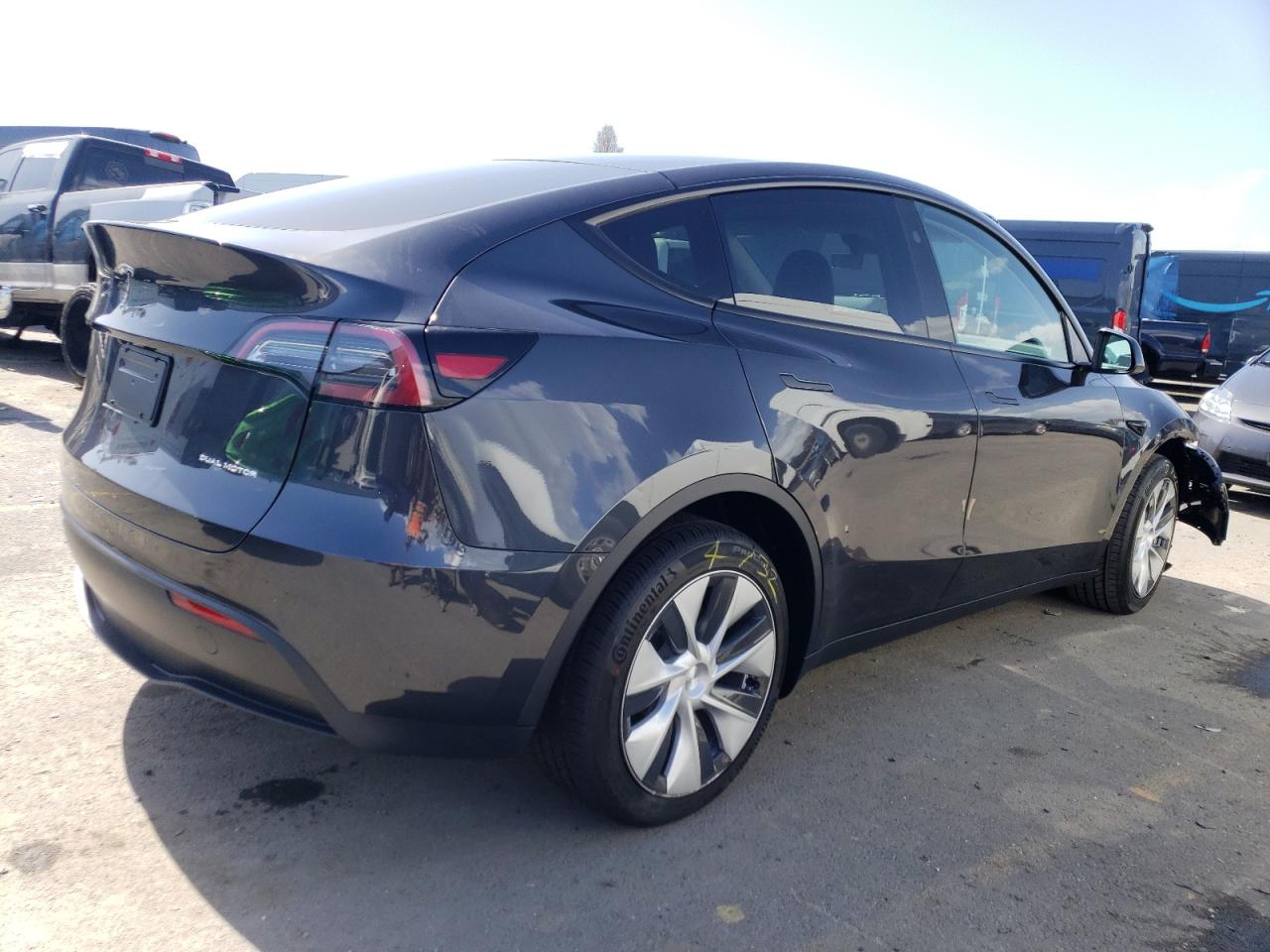 Photo 2 VIN: 7SAYGDEE7RF031564 - TESLA MODEL Y 