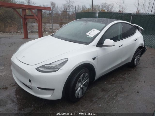 Photo 1 VIN: 7SAYGDEE8NA018085 - TESLA MODEL Y 