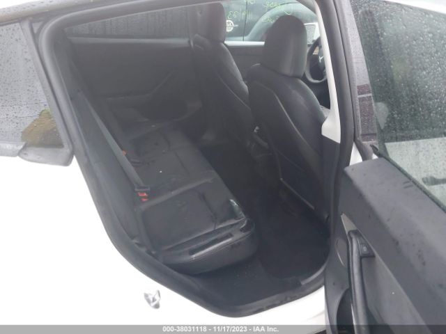 Photo 7 VIN: 7SAYGDEE8NA018085 - TESLA MODEL Y 