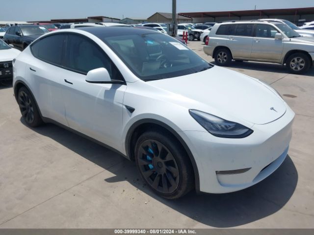 Photo 0 VIN: 7SAYGDEE8NF312024 - TESLA MODEL Y 