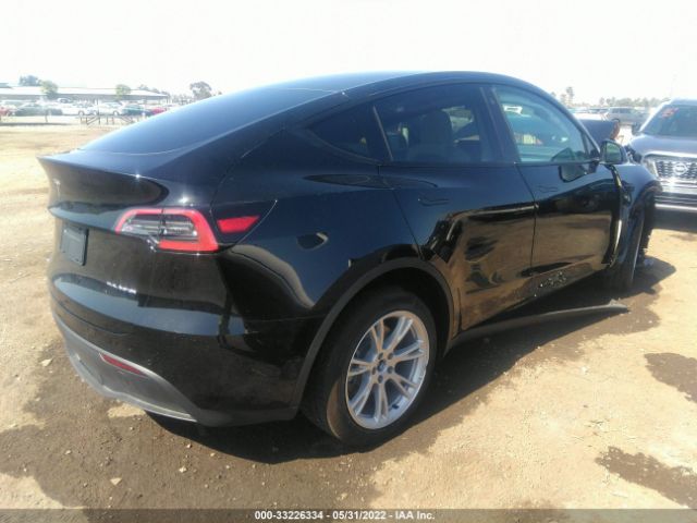 Photo 3 VIN: 7SAYGDEE8NF354810 - TESLA MODEL Y 