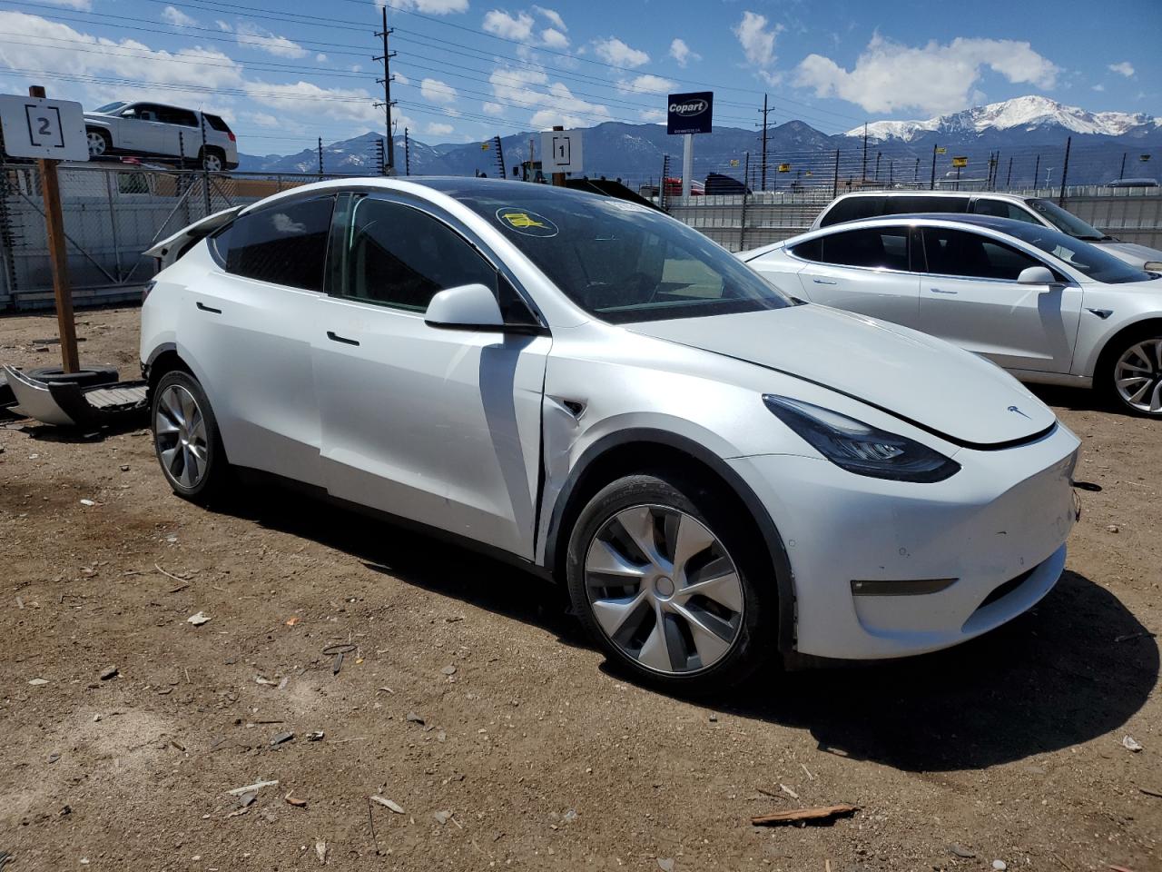 Photo 3 VIN: 7SAYGDEE8NF355925 - TESLA MODEL Y 