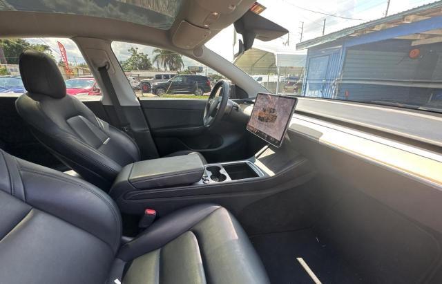 Photo 4 VIN: 7SAYGDEE8NF408641 - TESLA MODEL Y 