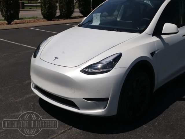 Photo 8 VIN: 7SAYGDEE8NF456673 - TESLA MODEL Y 