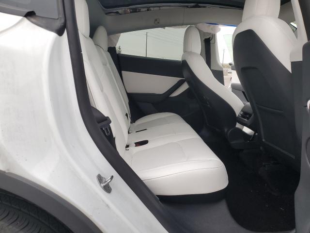 Photo 10 VIN: 7SAYGDEE8NF512031 - TESLA MODEL Y 