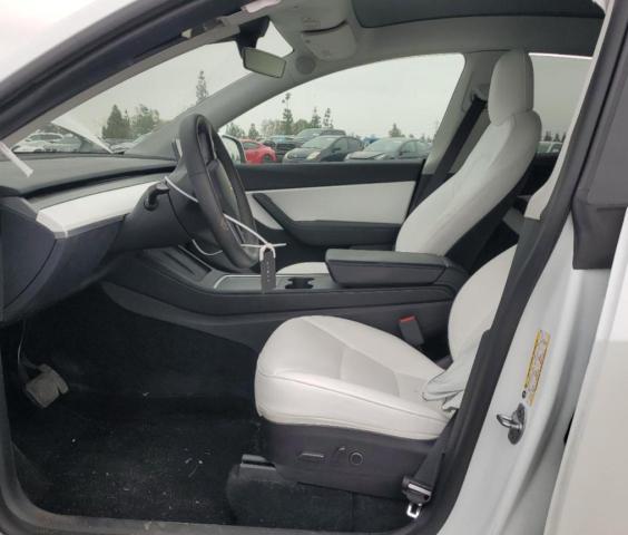 Photo 6 VIN: 7SAYGDEE8NF512031 - TESLA MODEL Y 