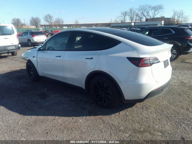 Photo 2 VIN: 7SAYGDEE8PA036248 - TESLA MODEL Y 