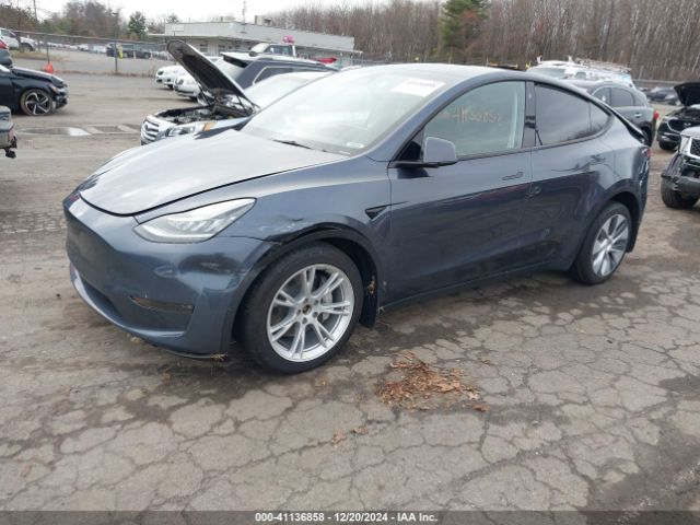 Photo 1 VIN: 7SAYGDEE8PA057777 - TESLA MODEL Y 