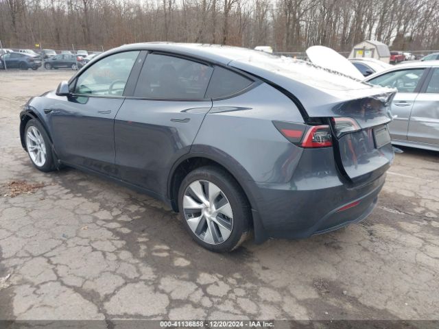 Photo 2 VIN: 7SAYGDEE8PA057777 - TESLA MODEL Y 