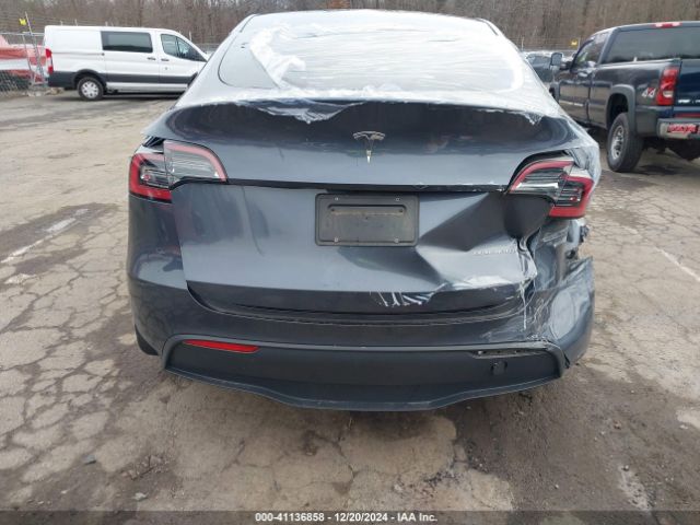 Photo 5 VIN: 7SAYGDEE8PA057777 - TESLA MODEL Y 