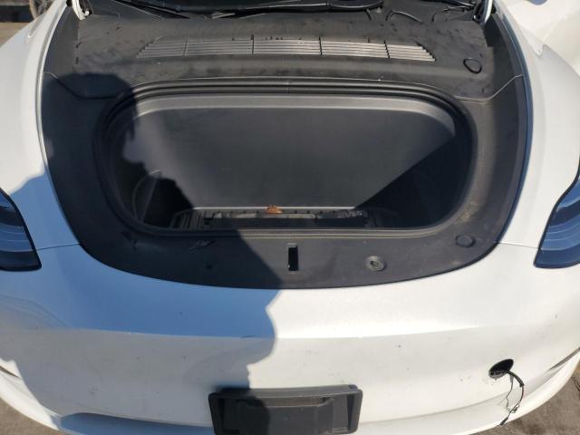 Photo 10 VIN: 7SAYGDEE8PA065913 - TESLA MODEL Y 