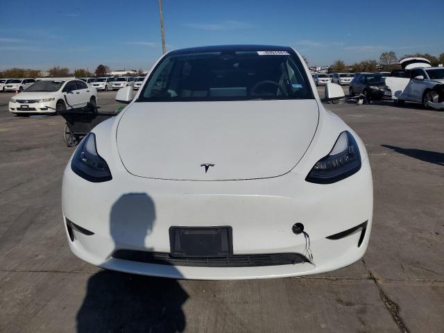 Photo 4 VIN: 7SAYGDEE8PA065913 - TESLA MODEL Y 