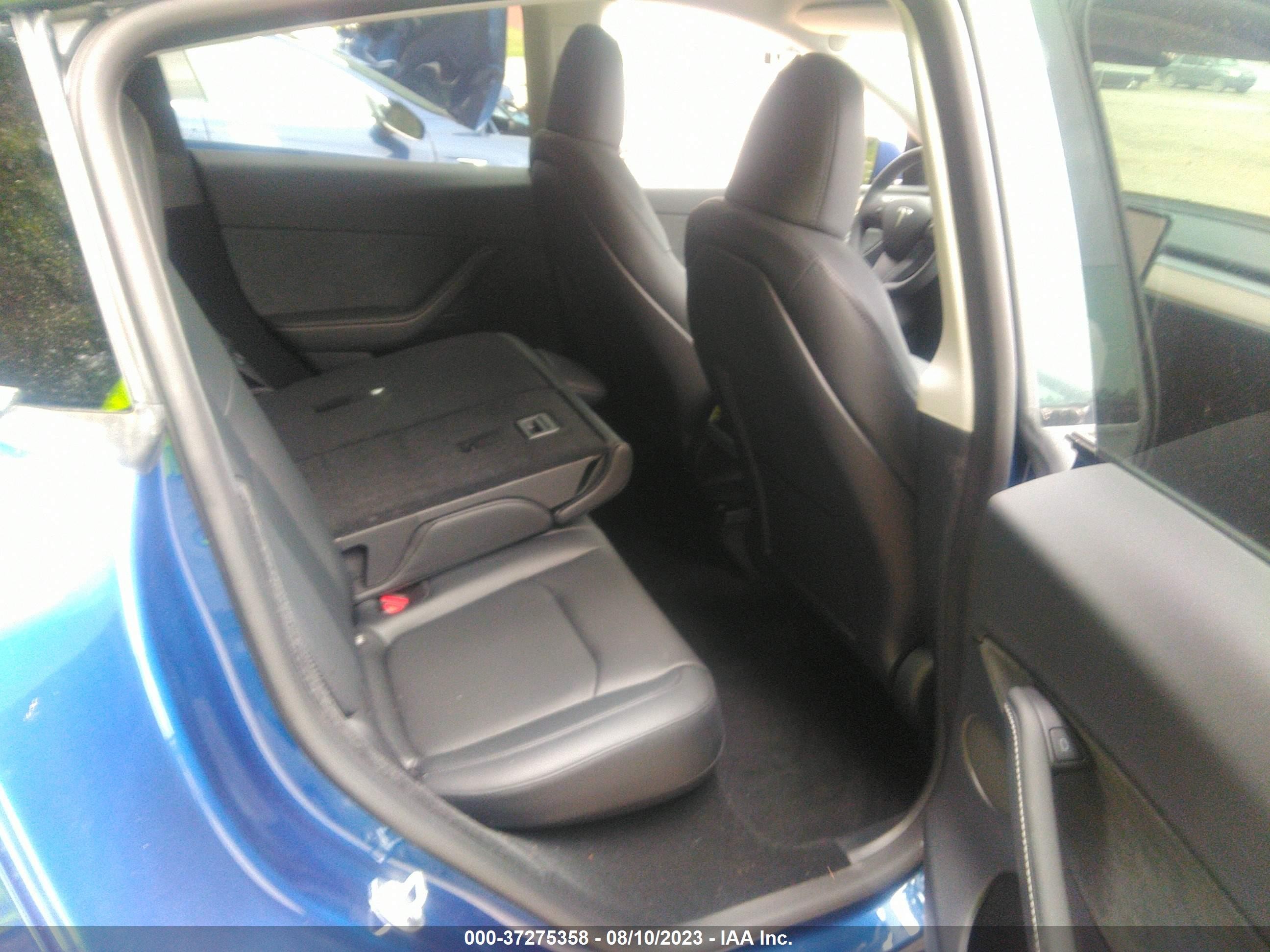 Photo 7 VIN: 7SAYGDEE8PA090679 - TESLA MODEL Y 