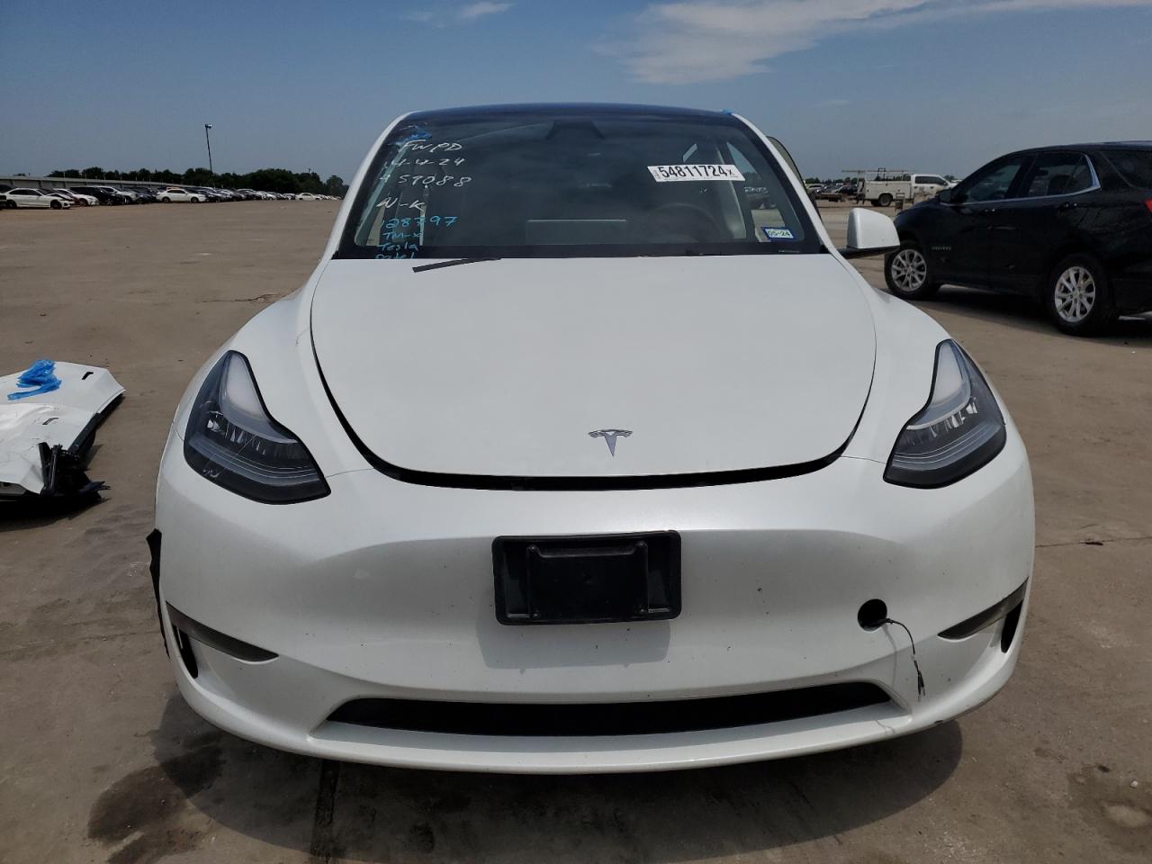 Photo 4 VIN: 7SAYGDEE8PA128797 - TESLA MODEL Y 