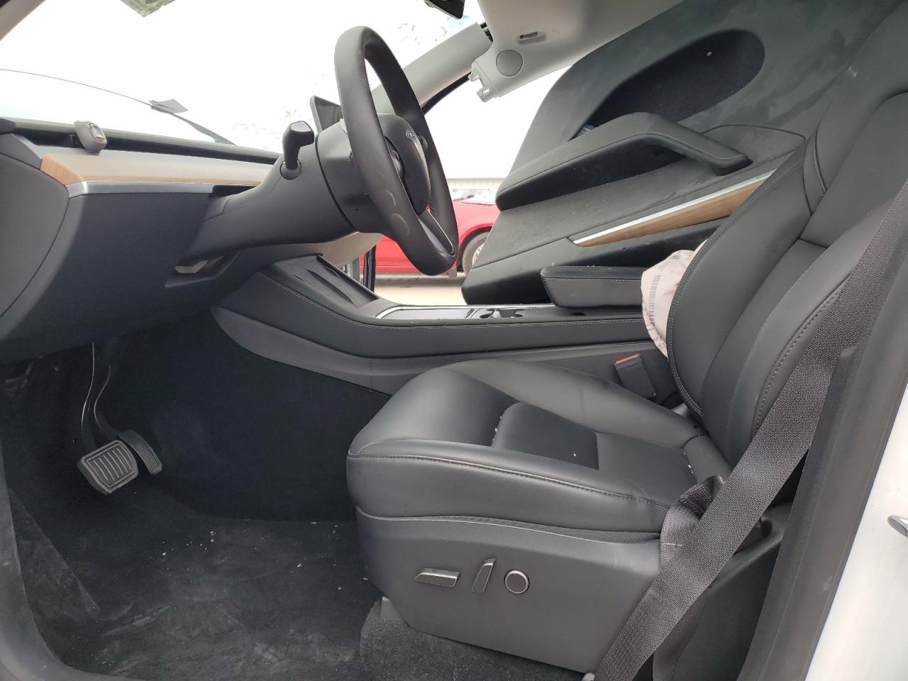 Photo 6 VIN: 7SAYGDEE8PA128797 - TESLA MODEL Y 