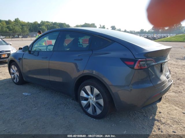 Photo 2 VIN: 7SAYGDEE8PA150718 - TESLA MODEL Y 