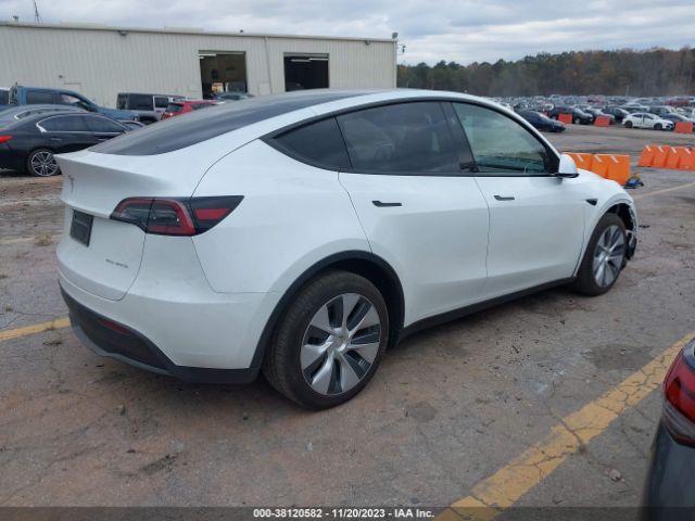 Photo 3 VIN: 7SAYGDEE8PA150850 - TESLA MODEL Y 