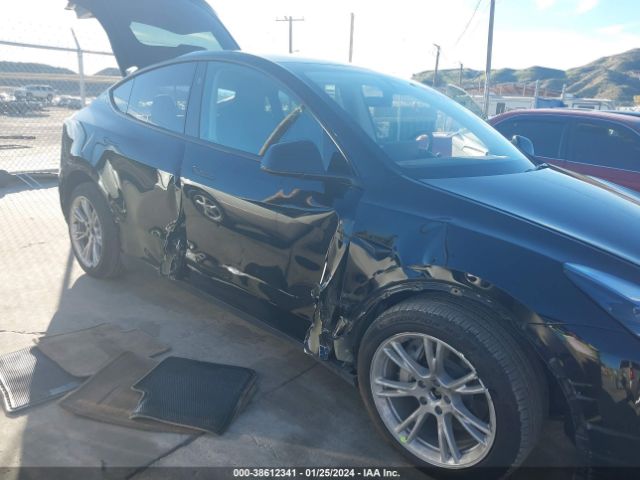 Photo 5 VIN: 7SAYGDEE8PA166708 - TESLA MODEL Y 