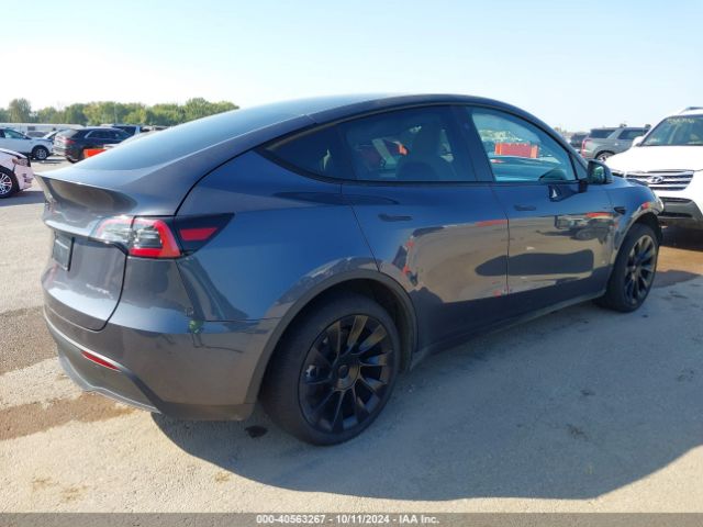 Photo 3 VIN: 7SAYGDEE8PA176557 - TESLA MODEL Y 