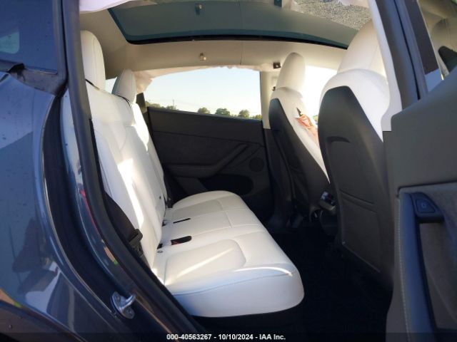 Photo 7 VIN: 7SAYGDEE8PA176557 - TESLA MODEL Y 