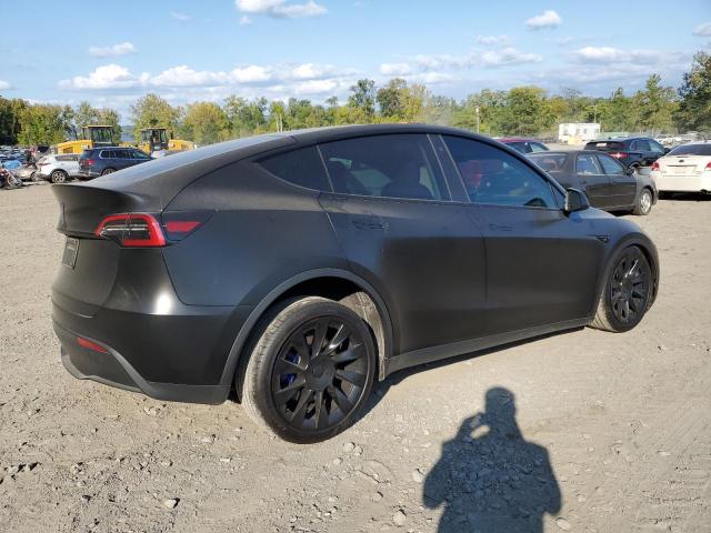 Photo 2 VIN: 7SAYGDEE8PF602329 - TESLA MODEL Y 