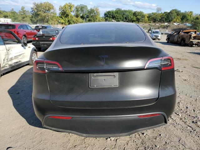 Photo 5 VIN: 7SAYGDEE8PF602329 - TESLA MODEL Y 