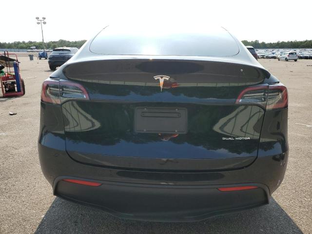 Photo 5 VIN: 7SAYGDEE8PF605893 - TESLA MODEL Y 