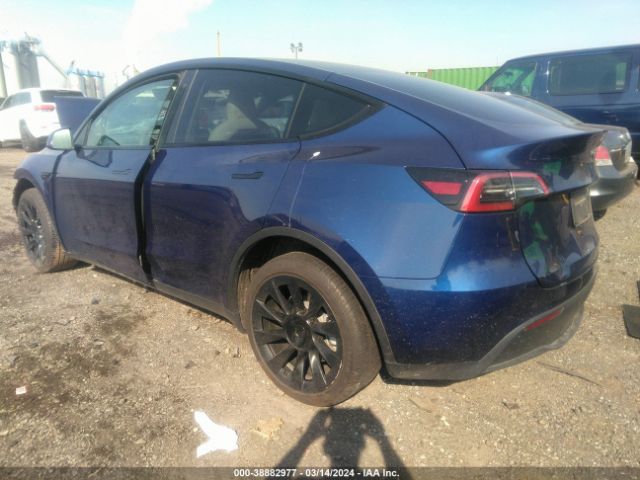 Photo 2 VIN: 7SAYGDEE8PF616537 - TESLA MODEL Y 