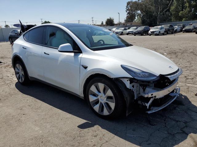 Photo 3 VIN: 7SAYGDEE8PF616800 - TESLA MODEL Y 