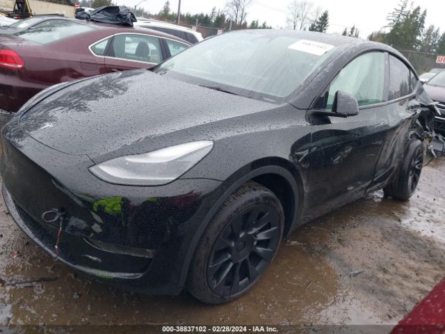 Photo 1 VIN: 7SAYGDEE8PF689052 - TESLA MODEL Y 