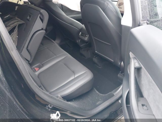 Photo 7 VIN: 7SAYGDEE8PF689052 - TESLA MODEL Y 