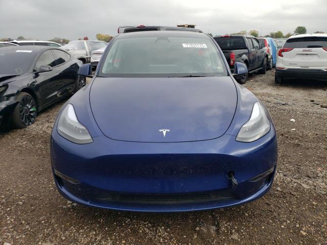 Photo 4 VIN: 7SAYGDEE8PF695563 - TESLA MODEL Y 