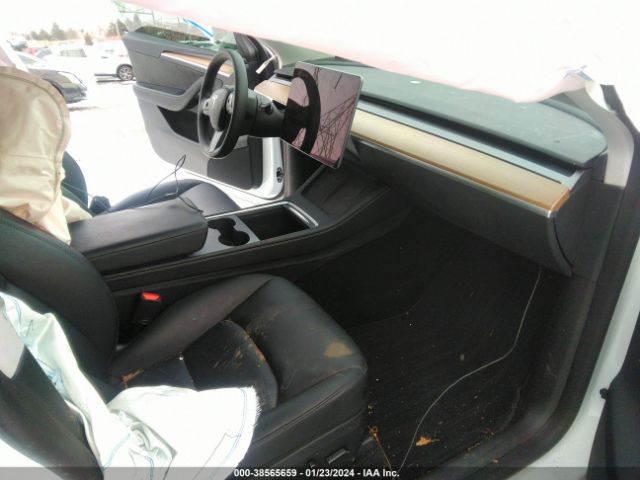 Photo 4 VIN: 7SAYGDEE8PF754207 - TESLA MODEL Y 