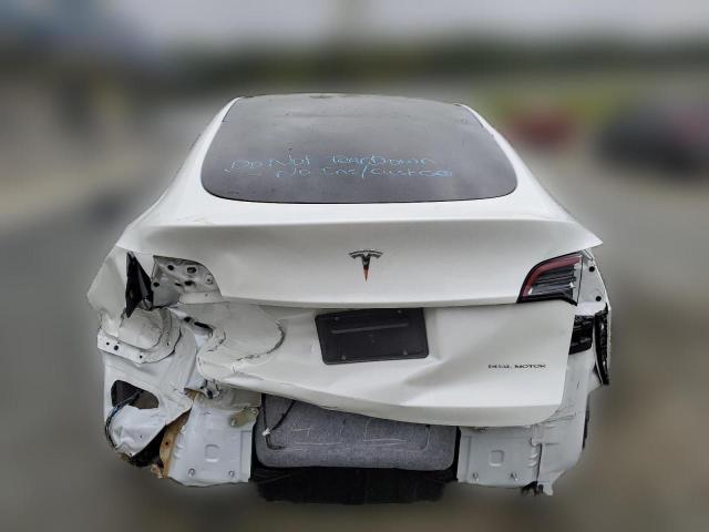 Photo 5 VIN: 7SAYGDEE8PF760024 - TESLA MODEL Y 