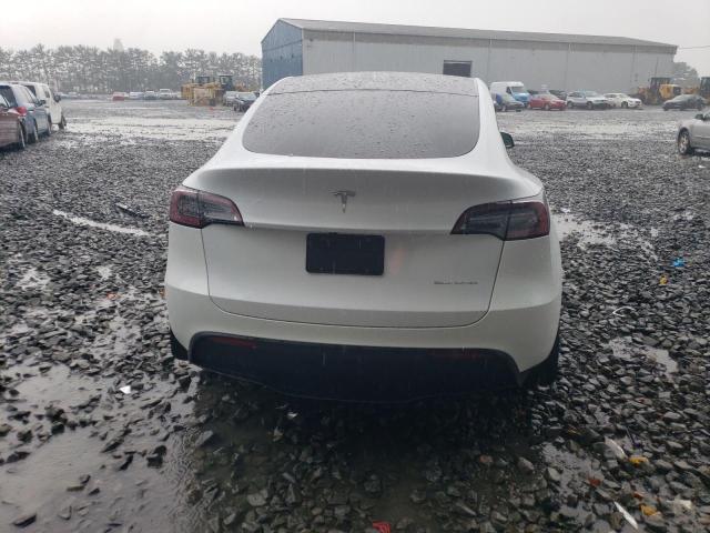 Photo 5 VIN: 7SAYGDEE8PF802580 - TESLA MODEL Y 