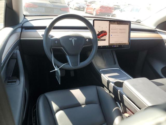 Photo 7 VIN: 7SAYGDEE8PF827740 - TESLA MODEL Y 