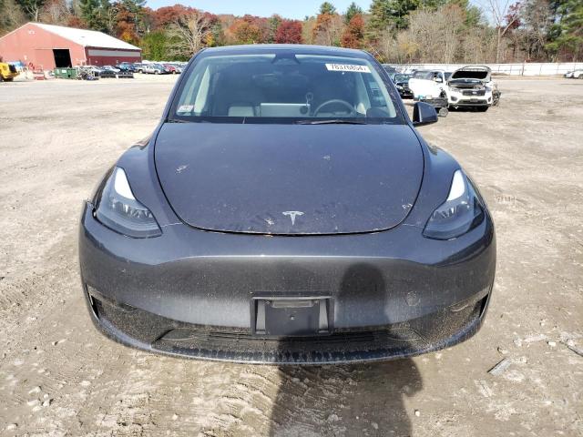 Photo 4 VIN: 7SAYGDEE8PF868515 - TESLA MODEL Y 