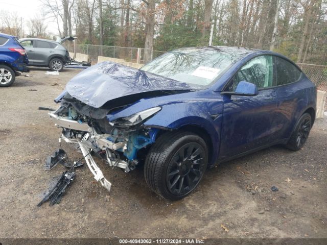 Photo 1 VIN: 7SAYGDEE8PF875738 - TESLA MODEL Y 