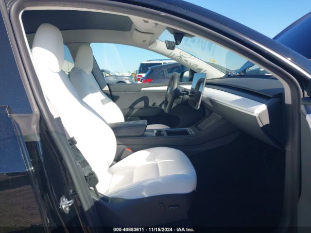 Photo 4 VIN: 7SAYGDEE8RA222844 - TESLA MODEL Y 