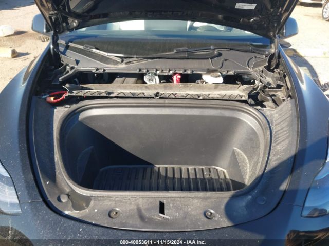 Photo 9 VIN: 7SAYGDEE8RA222844 - TESLA MODEL Y 