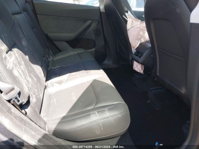 Photo 7 VIN: 7SAYGDEE8RA232130 - TESLA MODEL Y 