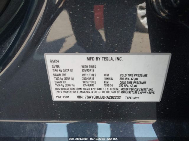 Photo 8 VIN: 7SAYGDEE8RA292232 - TESLA MODEL Y 