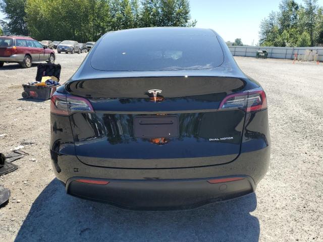 Photo 5 VIN: 7SAYGDEE8RF067554 - TESLA MODEL Y 