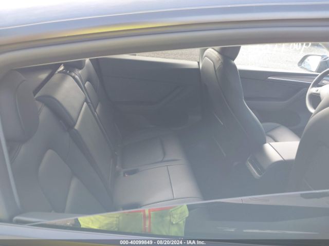 Photo 7 VIN: 7SAYGDEE8RF084239 - TESLA MODEL Y 