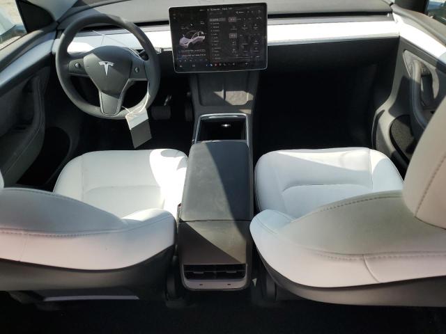 Photo 7 VIN: 7SAYGDEE8RF125968 - TESLA MODEL Y 