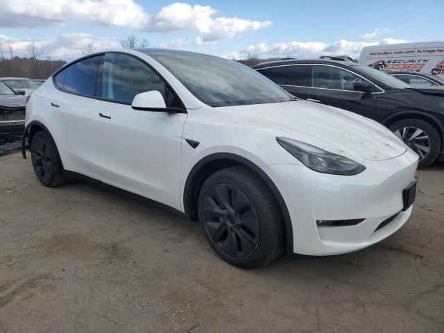 Photo 3 VIN: 7SAYGDEE8RF133410 - TESLA MODEL Y 