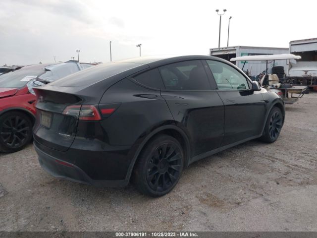 Photo 3 VIN: 7SAYGDEE9NA006575 - TESLA MODEL Y 