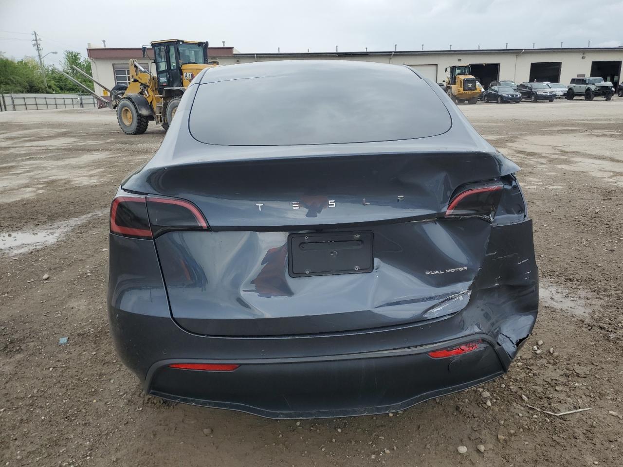 Photo 5 VIN: 7SAYGDEE9NA017057 - TESLA MODEL Y 