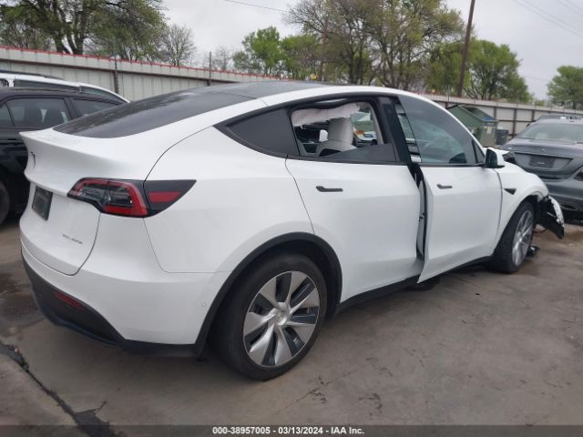 Photo 3 VIN: 7SAYGDEE9NF312064 - TESLA MODEL Y 